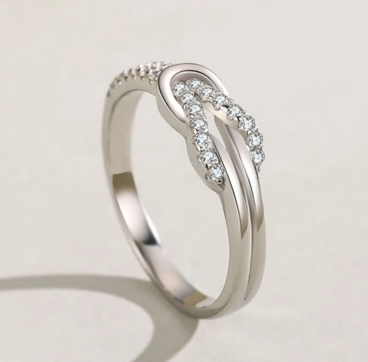 Elegant Silver Knot Ring