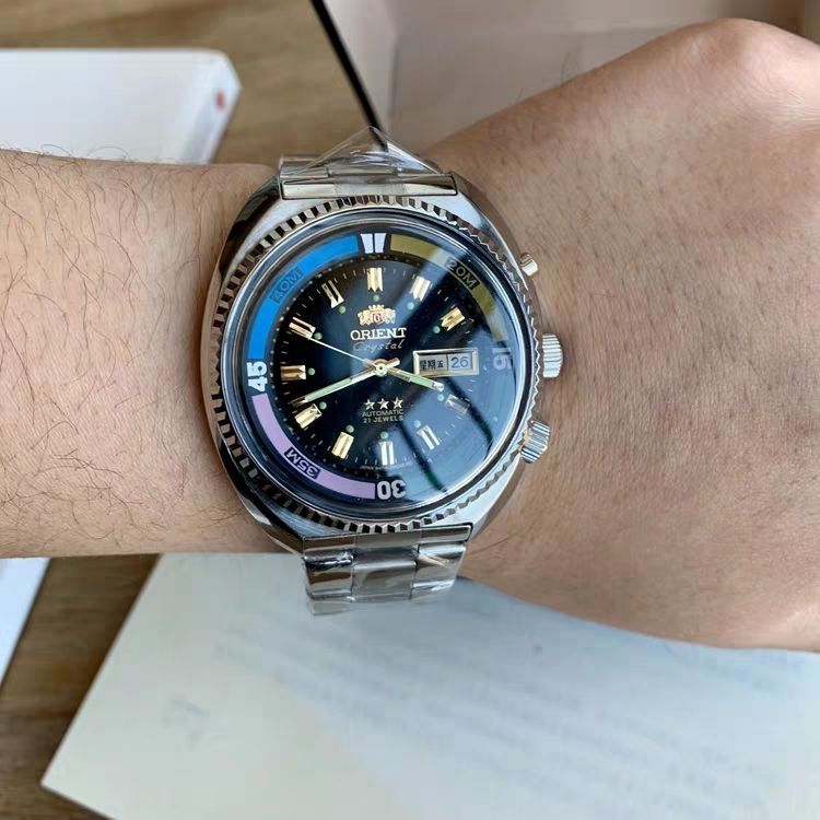 Rainbow Bezel, Zero Batteries: Orient Crystal Automatic Diver